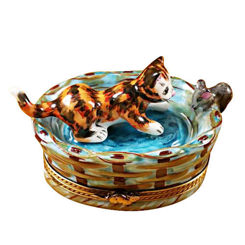 Magnifique Cat in Basket with Mouse Limoges Box